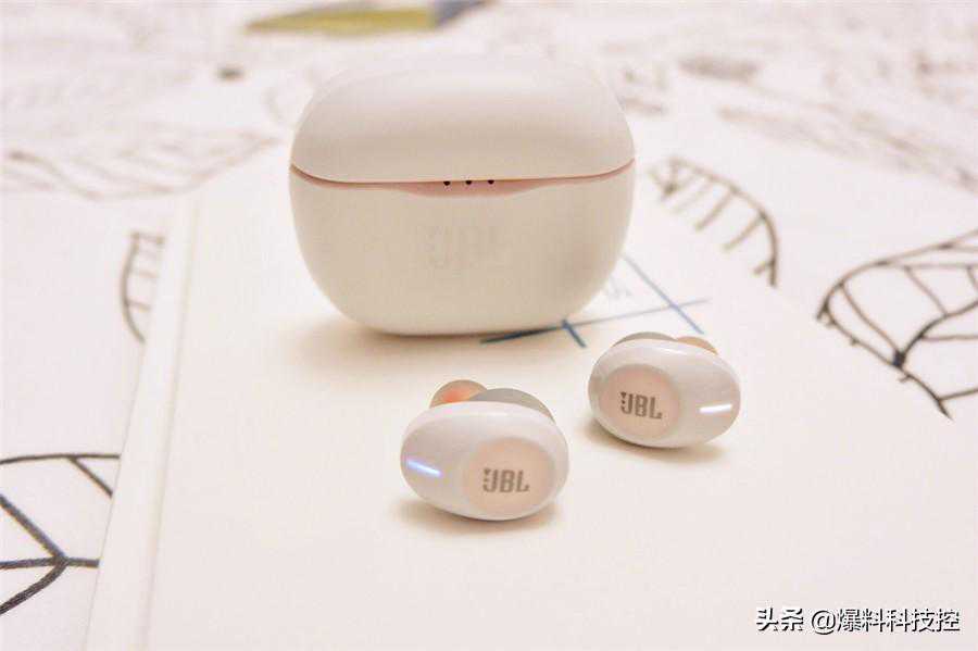 JBL TUNE120 TWS真无线耳机评测：聆听更自由