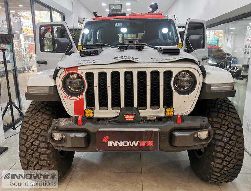 不羁的性格 上海音豪JEEP角斗士汽车音响改装德国伊顿 RSE160