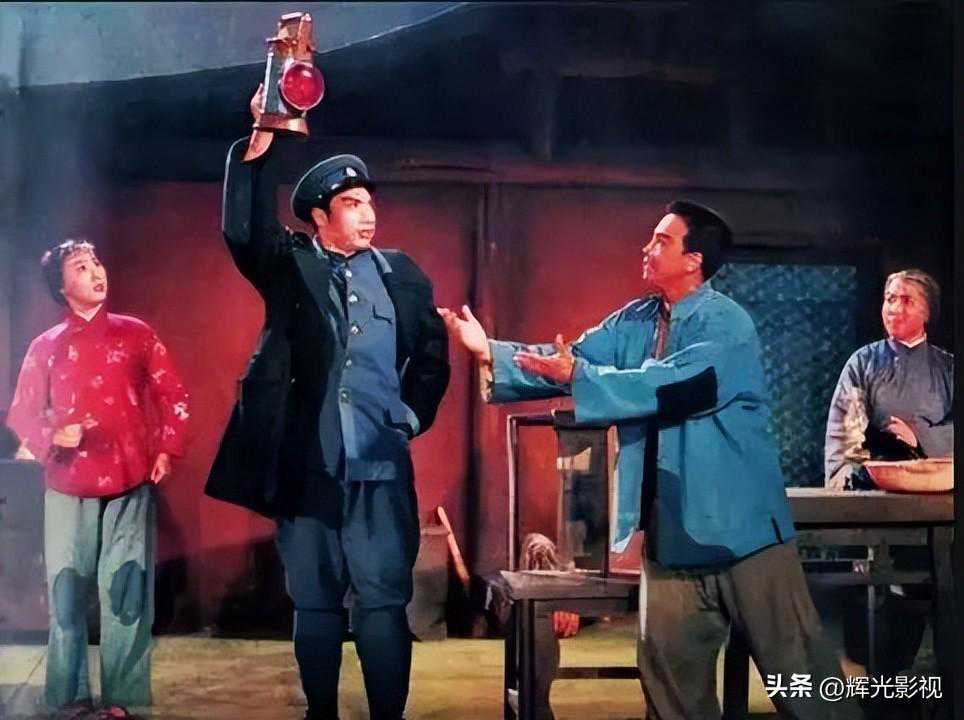 《岁月杂记》：记忆中的革命歌曲